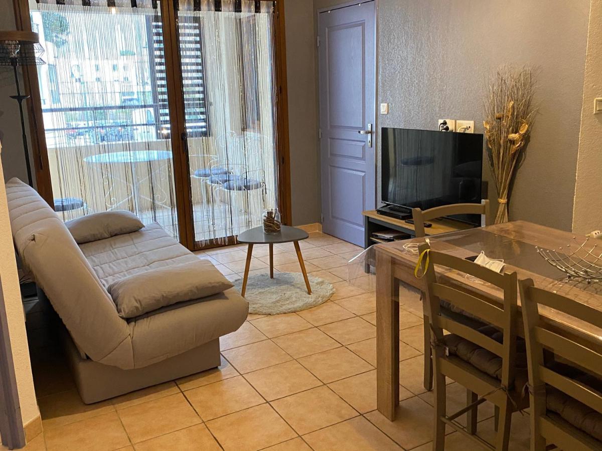 Appartement 3 Min A Pied Du Centre D'Uzes Parking Piscine 외부 사진