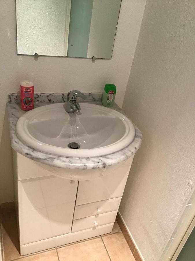 Appartement 3 Min A Pied Du Centre D'Uzes Parking Piscine 외부 사진