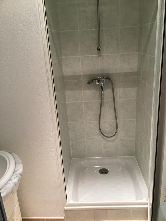 Appartement 3 Min A Pied Du Centre D'Uzes Parking Piscine 외부 사진
