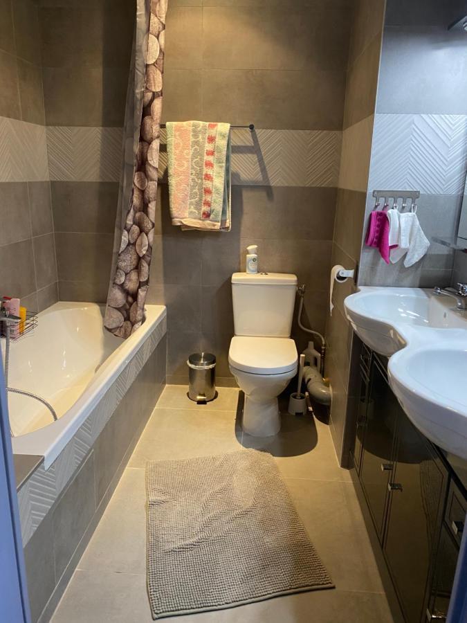 Appartement 3 Min A Pied Du Centre D'Uzes Parking Piscine 외부 사진