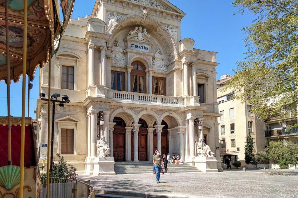 Appartement 3 Min A Pied Du Centre D'Uzes Parking Piscine 외부 사진