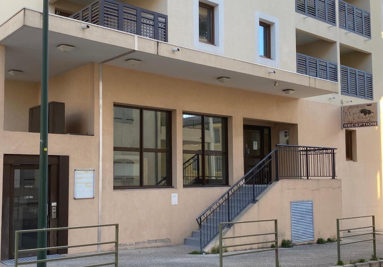 Appartement 3 Min A Pied Du Centre D'Uzes Parking Piscine 외부 사진